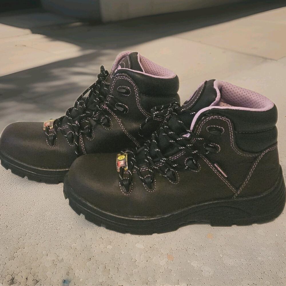 New! Avenger Safety Work Boots A7123 Women's 9.5W 6-Inch Composite Toe